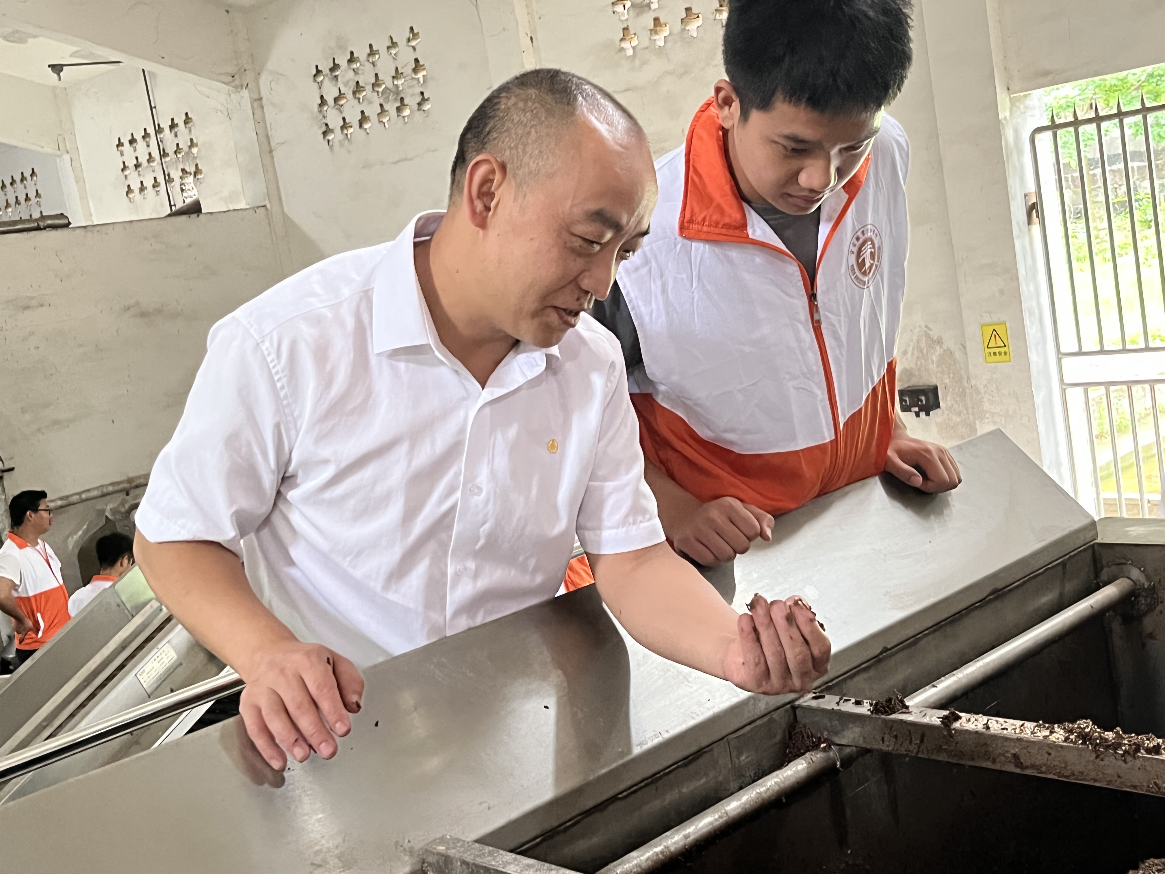 287AA737002C9D2656F409C9A689DAB4