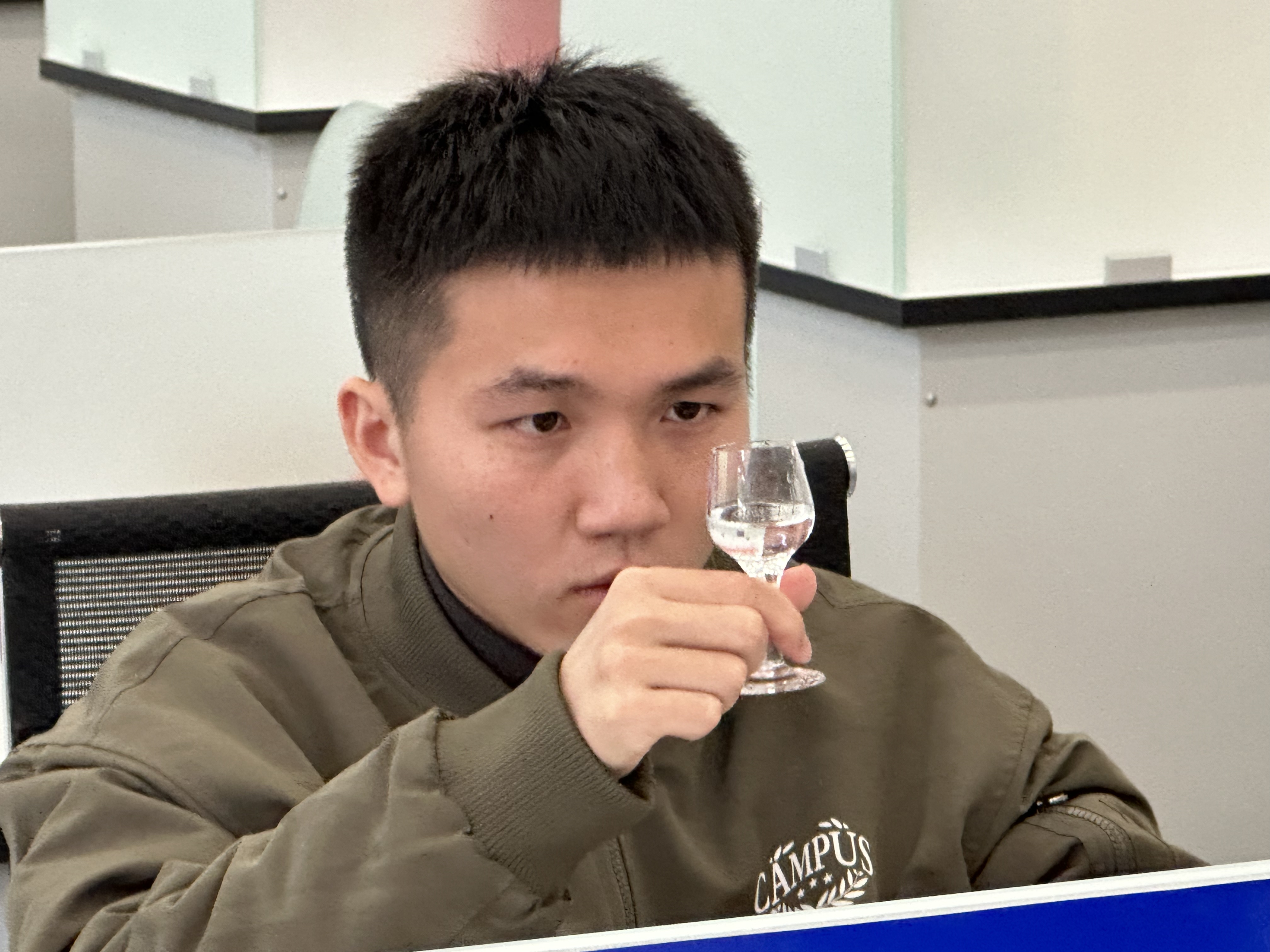 QQ图片20231206224006