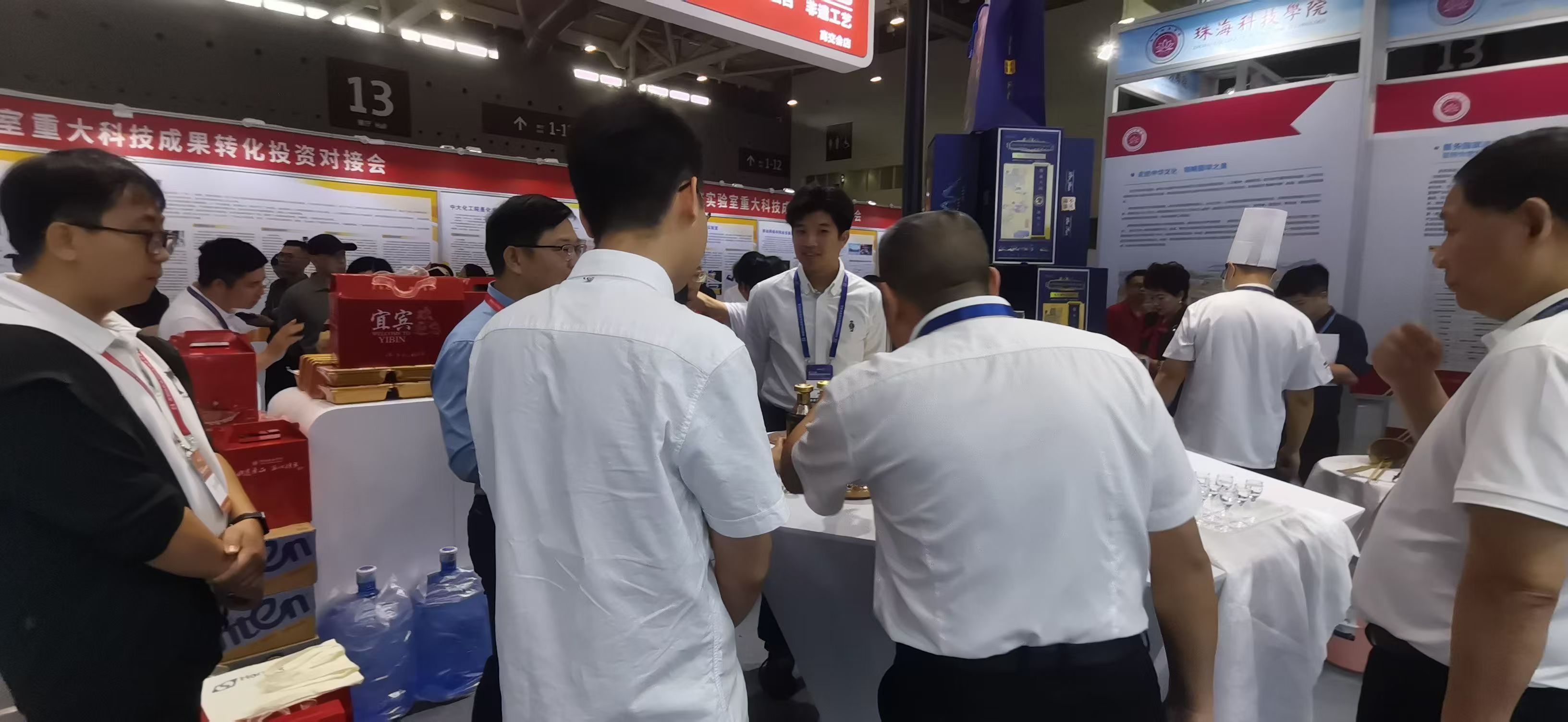 deecce83afa15e03ab95f2a6c6e9530